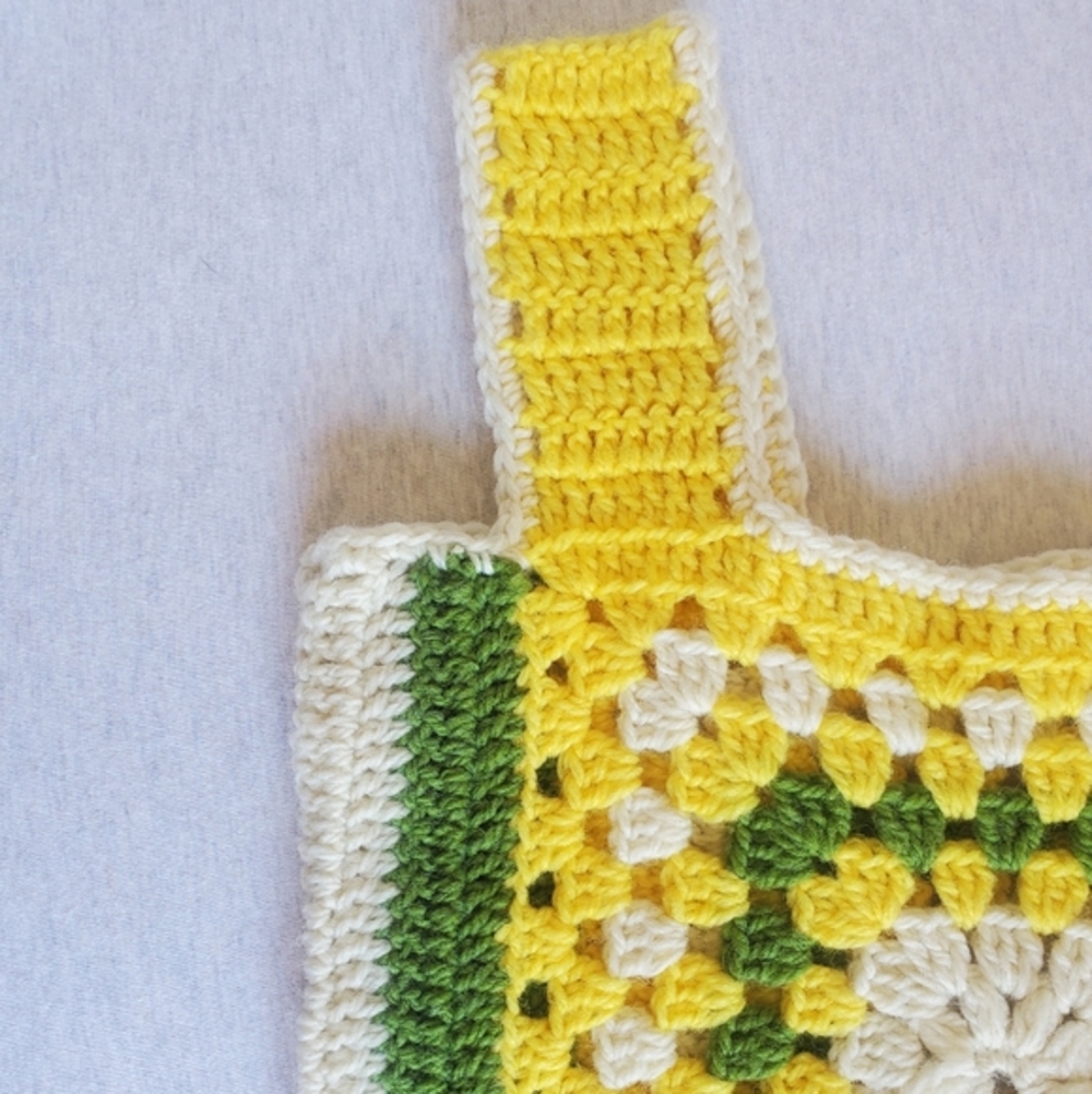 Vintage crochet knit tank top floral wool yellow VTG 70s cottagecore boho small - Picture 6 of 11